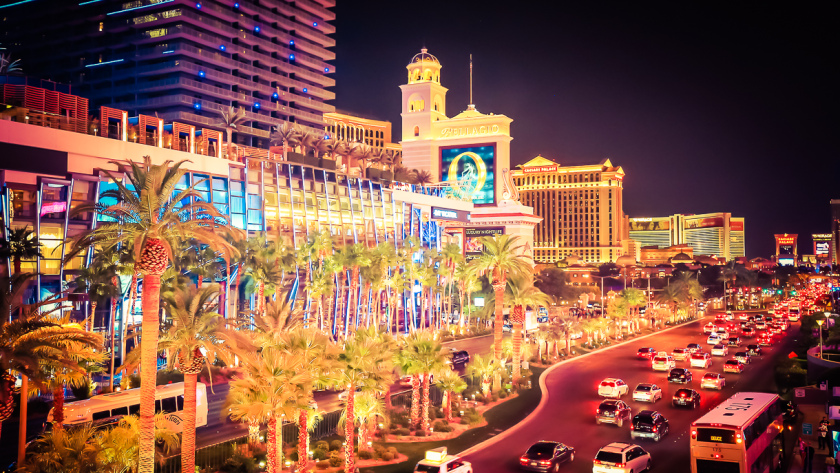 Le Strip de Las Vegas et ses casinos illuminés la nuit