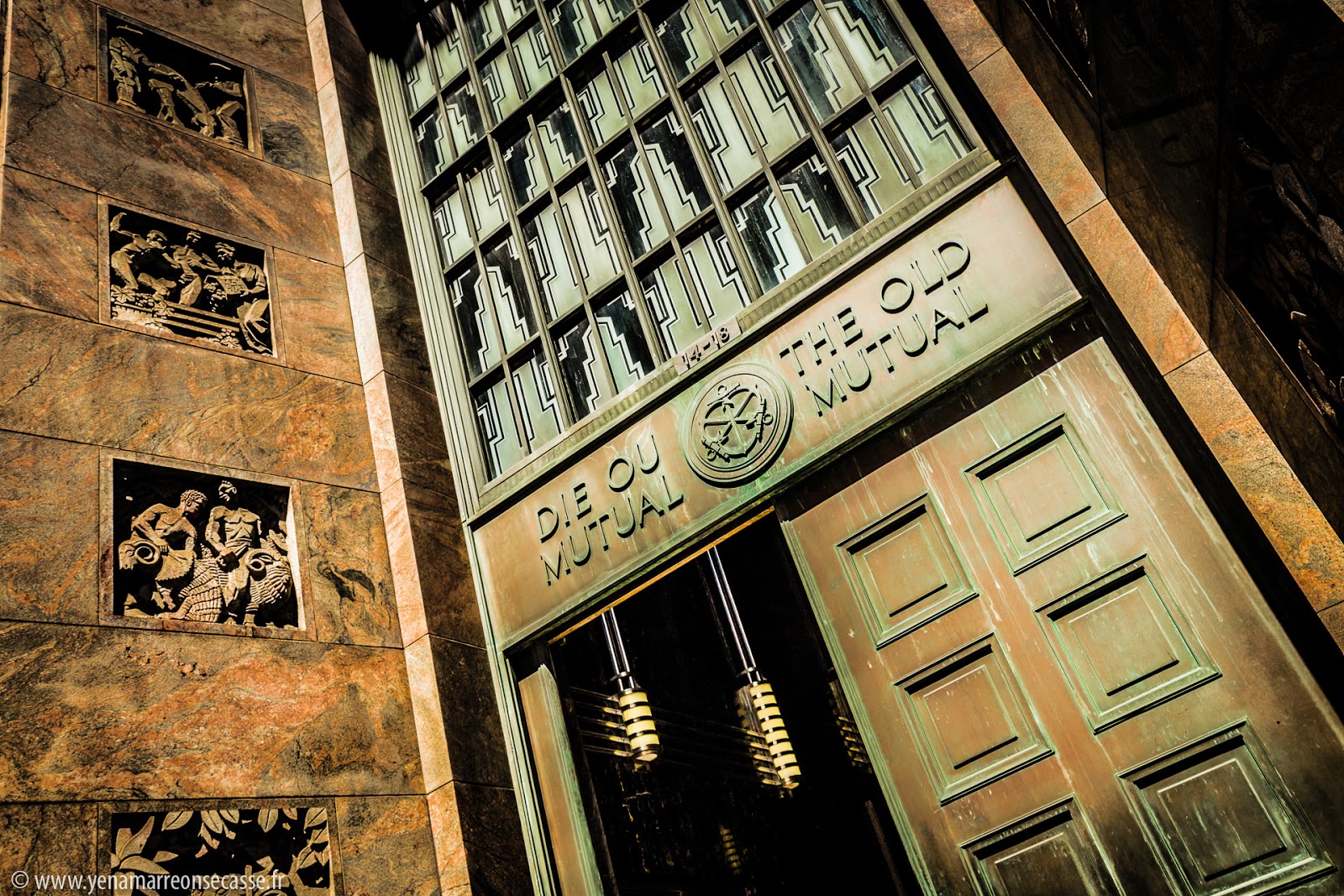 Façade décorée du Mutual Building