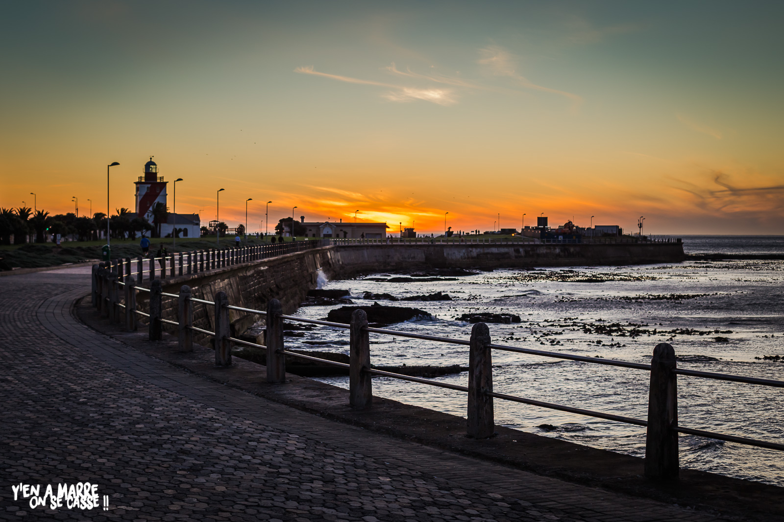 Coucher de soleil sur la Sea Point Promenade