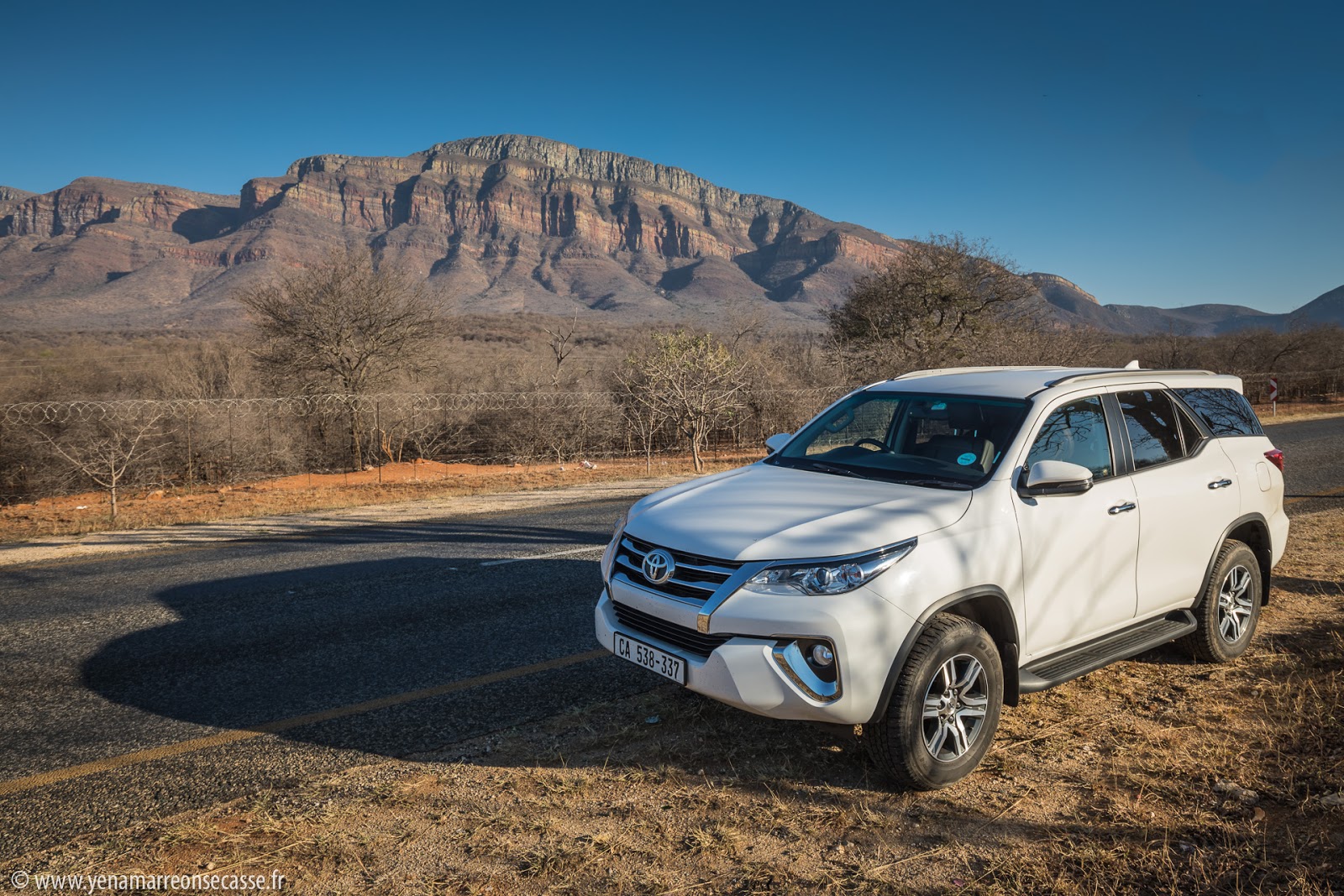 Notre Toyota Fortuner face au canyon