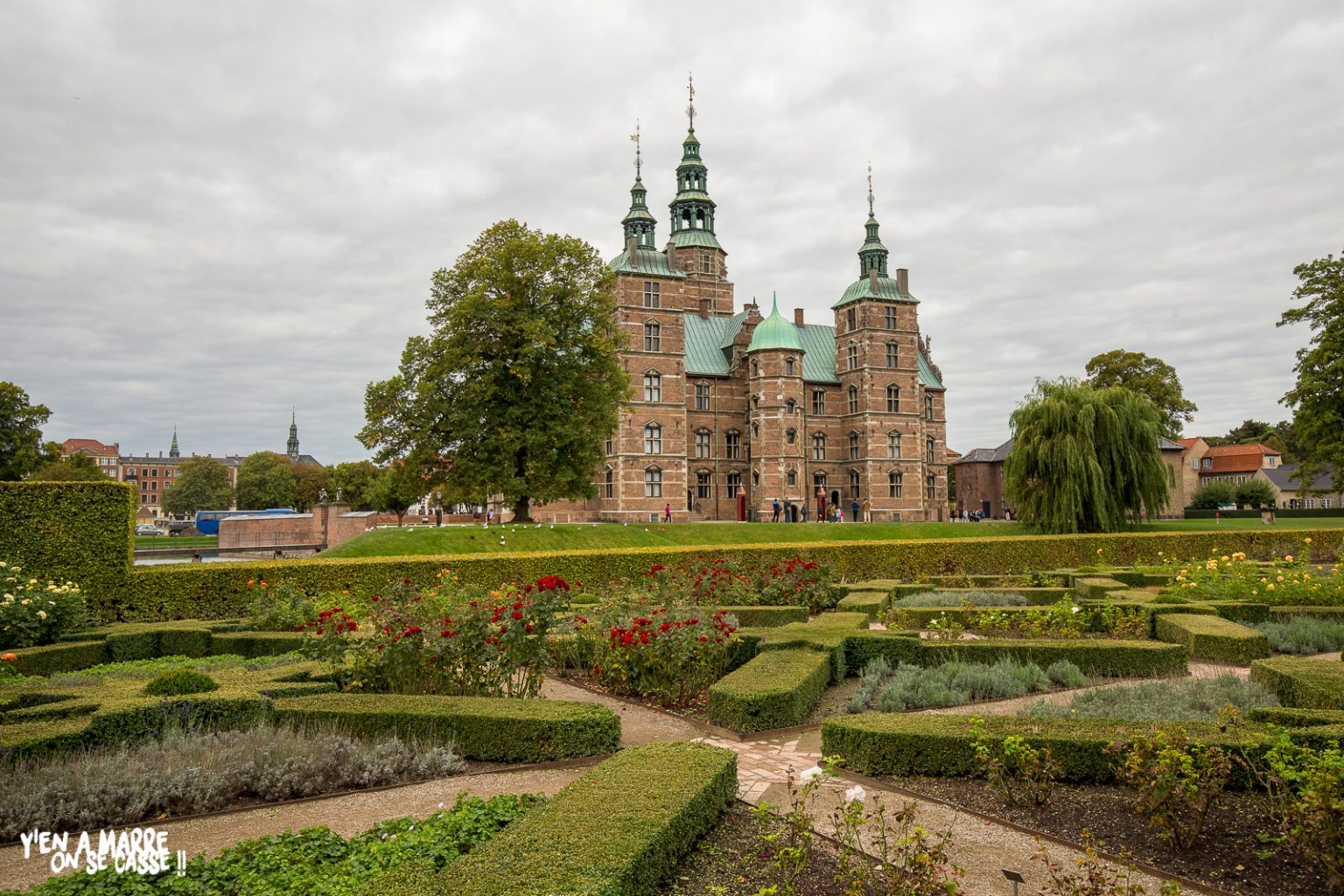 Le château de Rosenborg vu depuis ses jardins